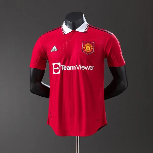 Camiseta de fútbol Manchester United 2022/23 LOCAL MANGA CORTA VERSION JUGADOR